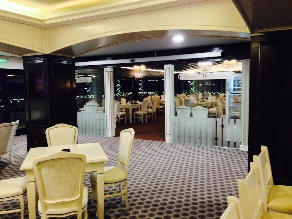 Hotel Toacabellevue Gura Humorului Zewnętrze zdjęcie